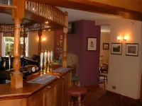 Woodfalls Inn - ที่มีบาร์