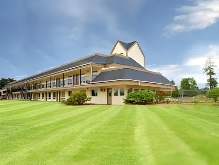 Lakeview Inn Centralia Отели в г. Чехалис