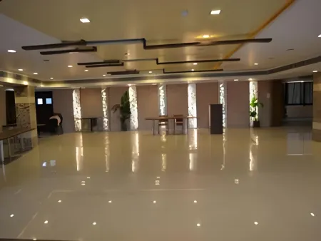 Hotel Data Inn Отели рядом с достопримечательностью «Кваджа Гариб Навас Дарга Шариф»