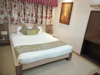 Hotel Lake Inn