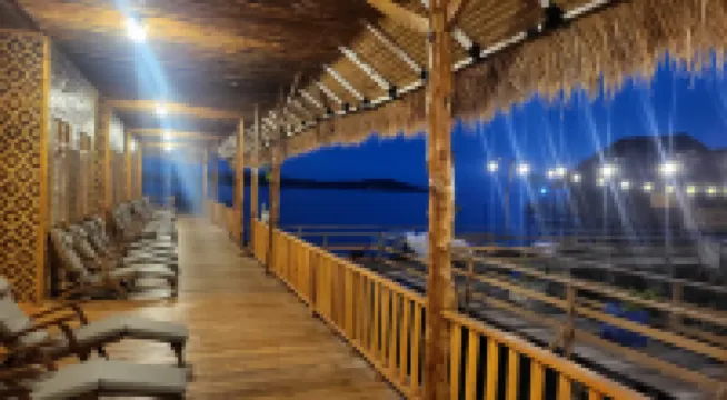 Kelong Pancing Madu Tiga