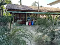 Jungleciti House - 停車場