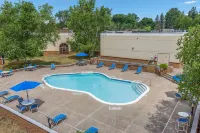 Burrstone Inn, Ascend Hotel Collection - Pools