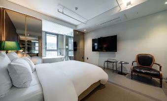 Lee Design Hotel
