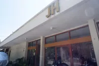 JH Hotel Dinoyo