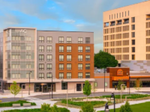 AC バイ マリオット ホテル ウスター ウースターのホテル