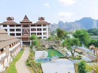 Phubarn VimarnVangvieng Resort Hôtels à proximité de : Wat That