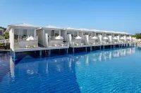 Titanic Deluxe Golf Belek - Private Pools