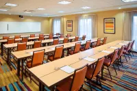 Fairfield Inn & Suites Monaca Hotel a Center