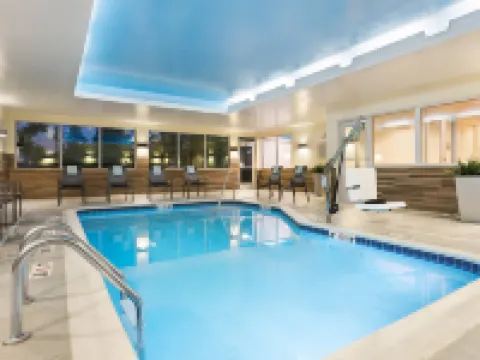Fairfield Inn & Suites Belle Vernon Hotels in Rostraver