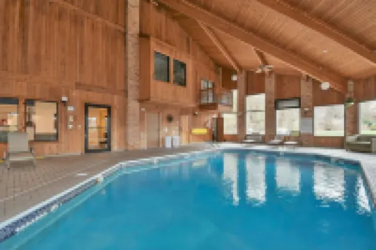 曾斯維爾温德姆唄盟酒店