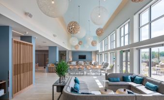 Element Charleston Airport