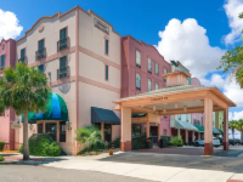 Hampton Inn & Suites Amelia Island-Historic Harbor Front Hoteles en Fernandina Beach