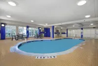 Homewood Suites by Hilton Burlington - Pools