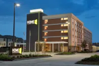 Home2 Suites by Hilton Houston Energy Corridor Hotel berhampiran SDR Educational Consultants