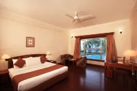 Hotel Express Residency-Jamnagar Hotels near Raksha Shakti Smarak (Canon)