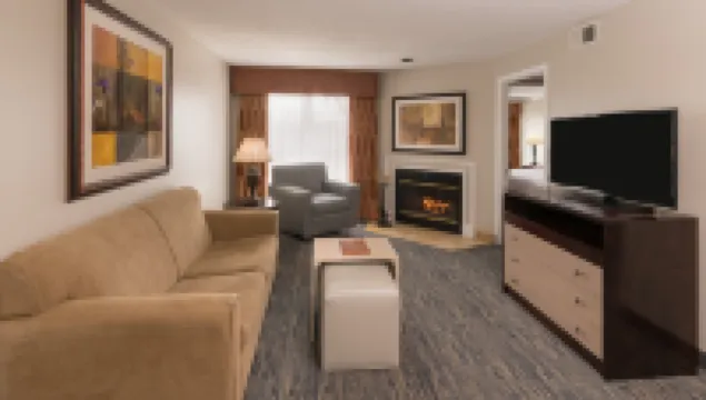 Homewood Suites by Hilton Chicago - Schaumburg