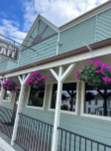 Entire cozy Rollingstone apt in Mississippi Valley, just 10 min from Winona!