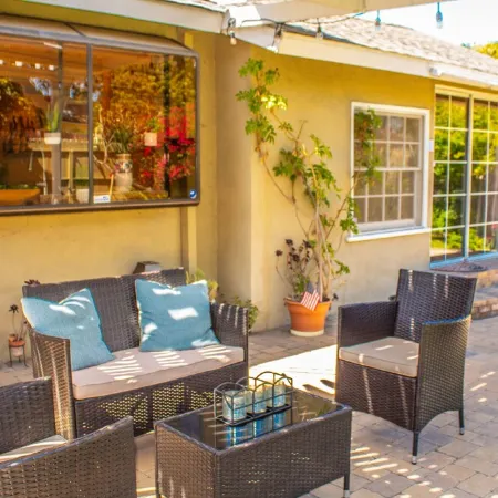 Vacation Home Close to Disneyland and More!