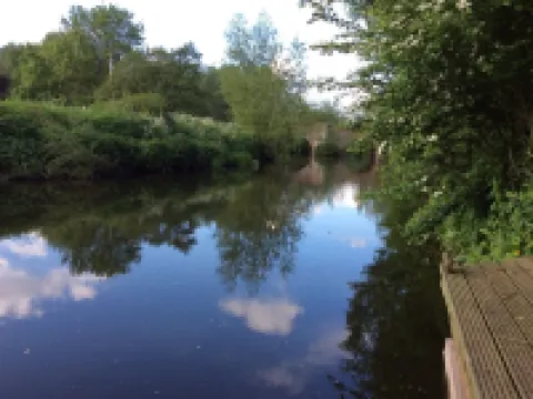Heron View Riverside Retreat in Peaceful Rural Hamlet near Roman Town, Alcester Hotels in Alcester