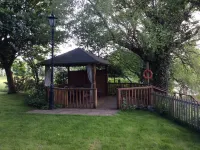 Heron View Riverside Retreat in Peaceful Rural Hamlet near Roman Town, Alcester