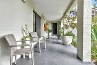Anaka Retreat