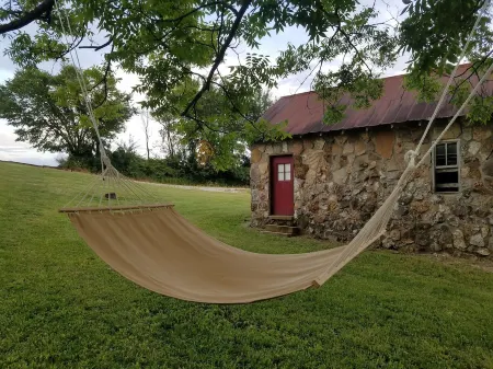 Heritage Guesthouse-peaceful haven at edge of town