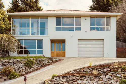 A sunny house with stunning water views in Rosetta