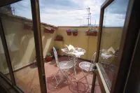 Ancient App. Immersed in History