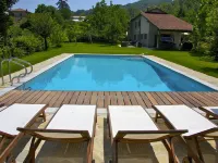 Italian villa, private pool - cycling, hiking, wine tours, slow-food, fast WiFi Hotel a Bubbio