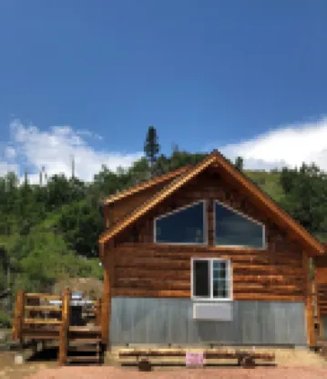 8 miles to Mount Rushmore - Sleeps 2 to 6