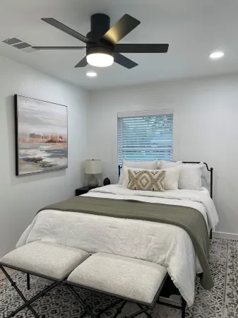 Modern Garage Apartment in the Heart of Downtown Georgetown