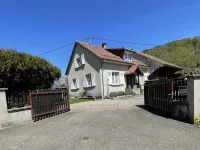Calm, spacious and relaxing holiday home in the heart of the Vosges mountains Hotels in Kruth