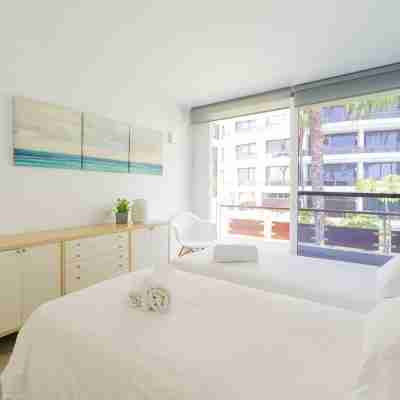 Apartment in Maspalomas 30 m away to the beach with views & private parking. Rooms