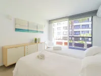 Apartment in Maspalomas 30 m away to the beach with views & private parking.