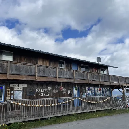 Beautiful Homer Spit Vacation Rental Overlooking Harbor