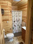 Cozy Newly Built Cabin with Scenic Views