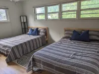 Fantastic 2-bedroom townhome, 2 blocks from Michigan Stadium!