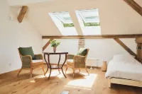 Neue Maisonette Wohnung Nahe See und Wald Unweit von Berlin Hotels in Kallinchen