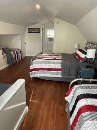 Catfish Cabin - Perfect Little Get-away Отели в г. Скотсборо