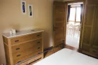 Two-room apartment in farmhouse surrounded by greenery and a few kilometers from the sea