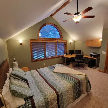 Beautiful Pristine O'brien Lake Home in Crosslake MN, Sleeps 10