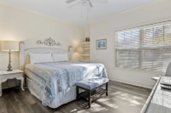 Ball fields! OWA Near the Beach!