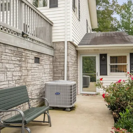 Dollywood Delight: Your Smoky Mountain Home Base!