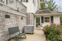 Dollywood Delight: Your Smoky Mountain Home Base!