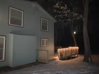Deer Crossing — Cozy comfort with hot tub and firepit