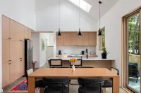 Architect-Designed 3BR Forest Retreat Near Asheville Hotels in Weaverville