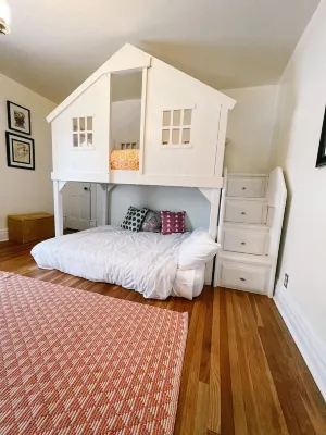 Gorgeous downtown beauty! 2min walk to local restaurant's/Main Street Montrose Hotel a Montrose