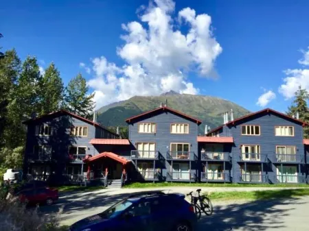 Beautiful Girdwood Condo