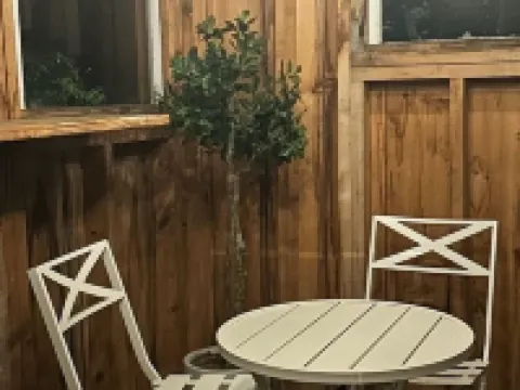 Modern 1 Bedroom walk to Glass Museum w/ Bonus Wellness Studio Hotels in Corning